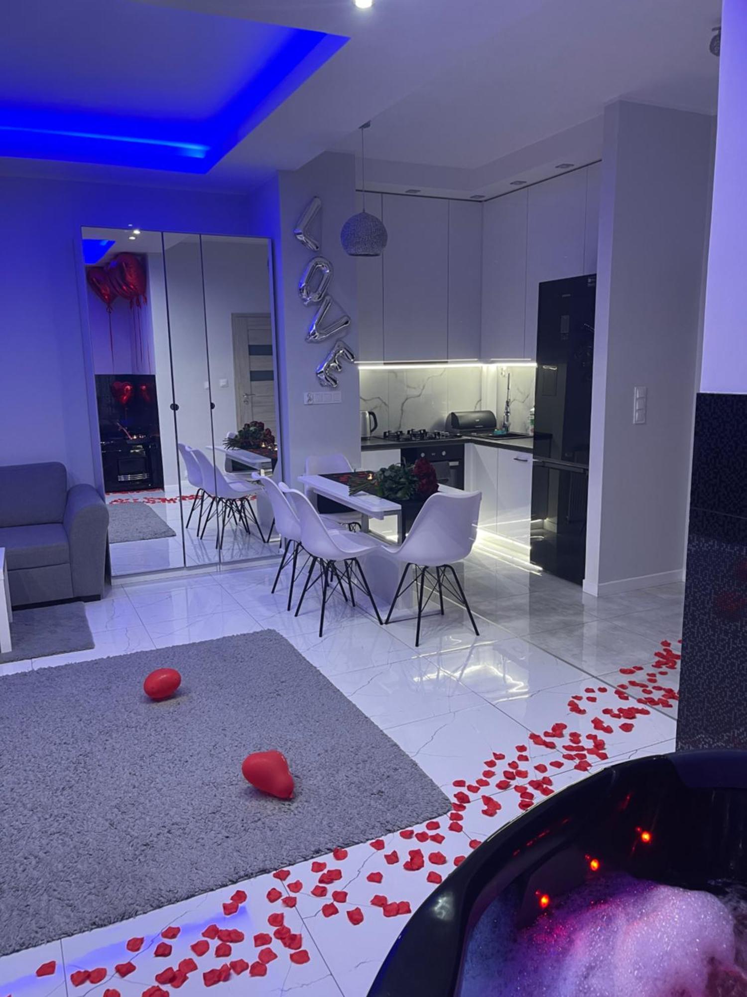 Mp Apartament Bialystok Jacuzzi Екстериор снимка